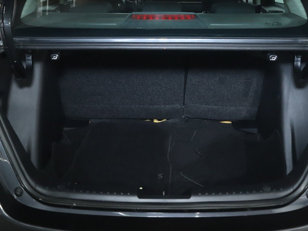 Used 2018 Toyota Yaris iA image 30