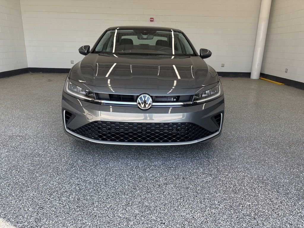 New 2026 Volkswagen Jetta SE image 8
