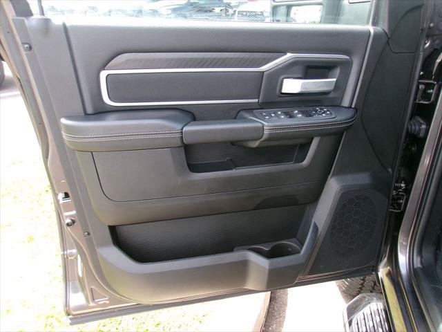 Certified 2025 RAM 2500 Big Horn AWD/4WD image 6