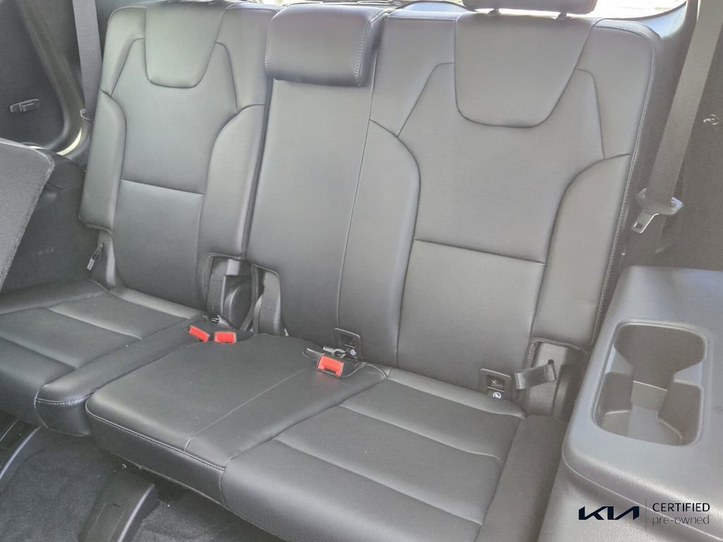 Certified 2025 Kia Telluride LX FWD image 13