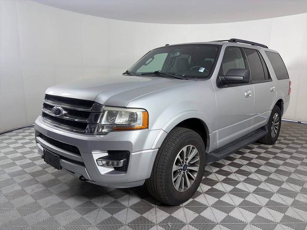 Used 2017 Ford Expedition XLT AWD/4WD image 3