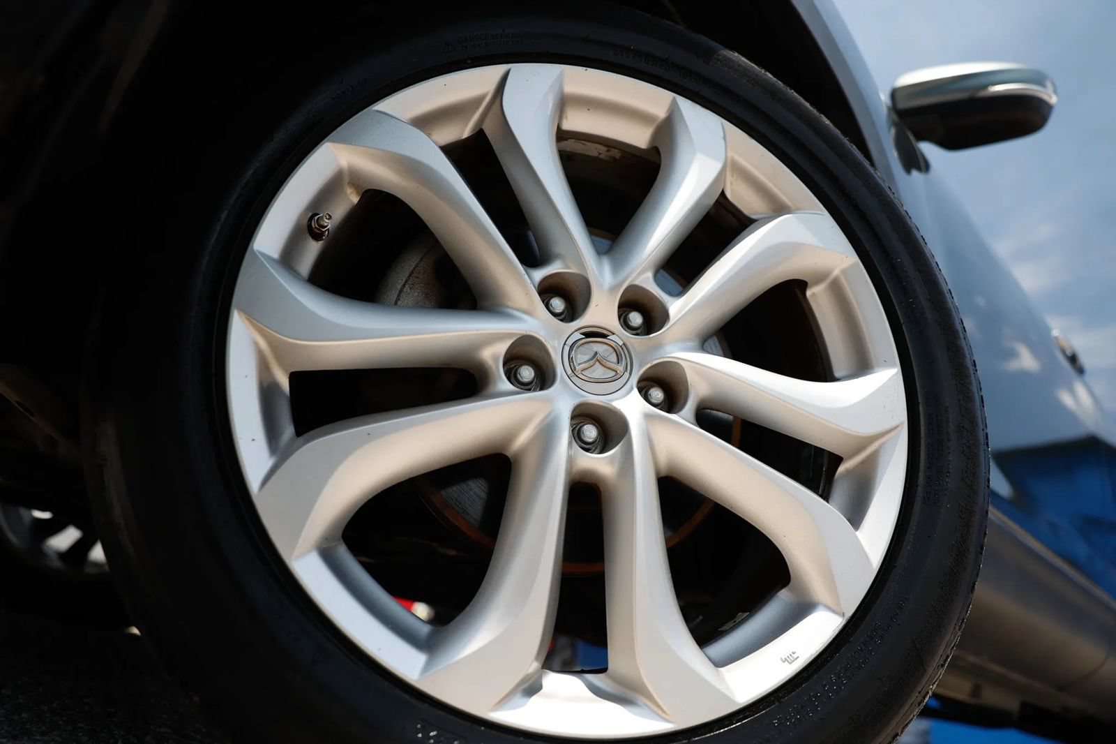 Used 2011 MAZDA CX-9 Grand Touring w/ Moonroof & Bose Audio Pkg FWD image 41