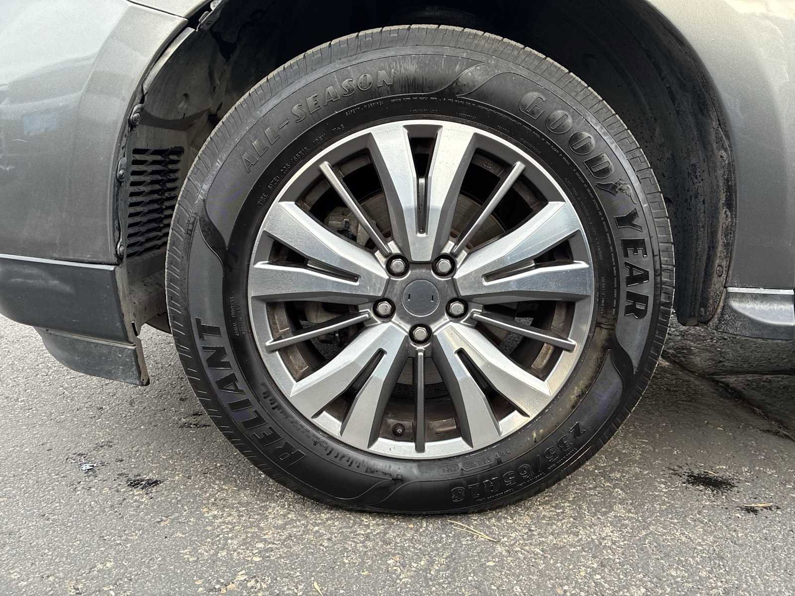 Used 2020 Nissan Pathfinder SL image 18