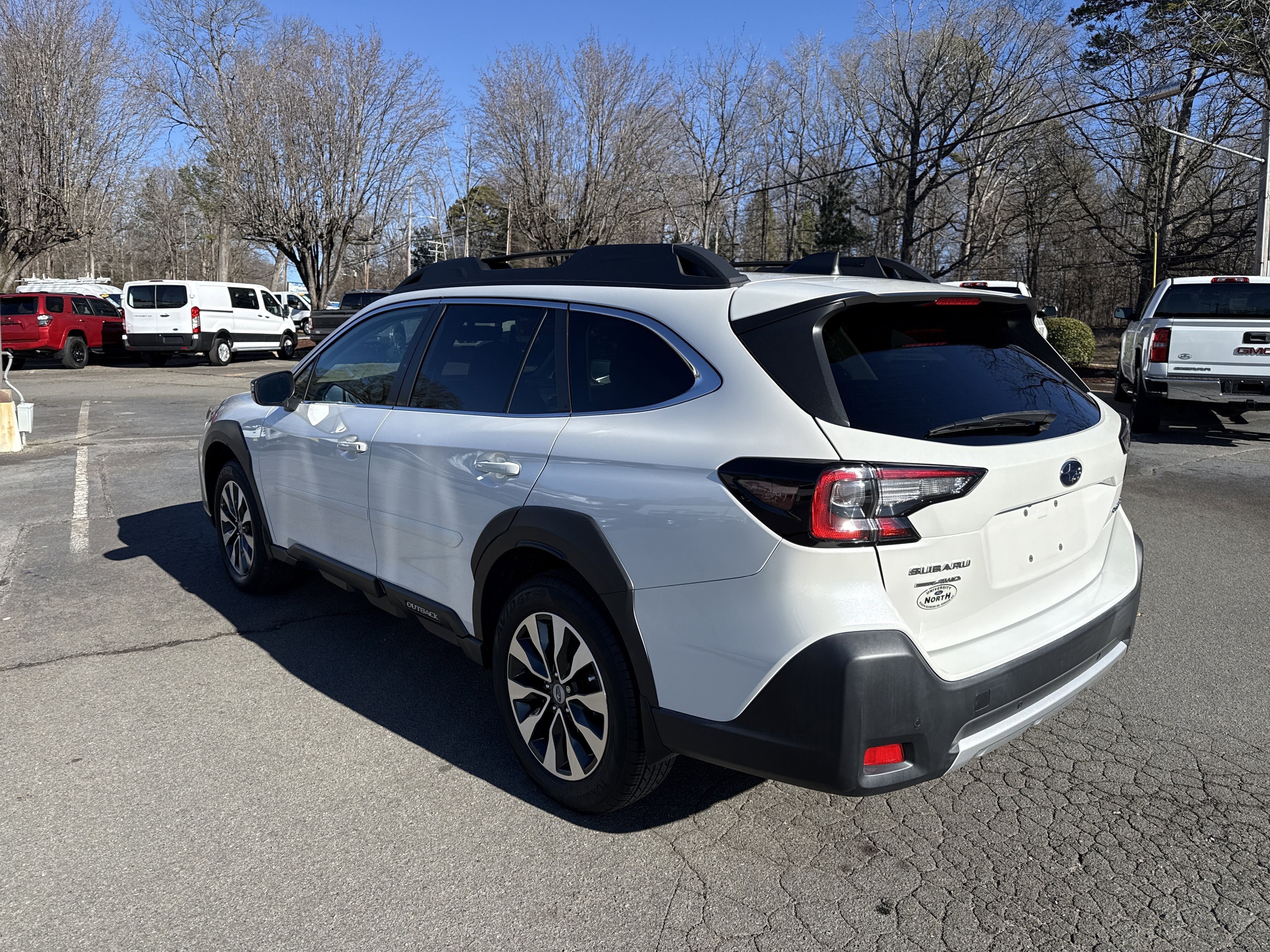 Used 2023 Subaru Outback Limited image 5