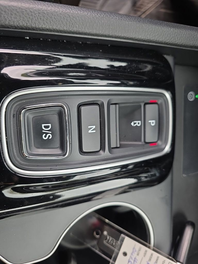 Certified 2024 Honda Pilot Elite image 18