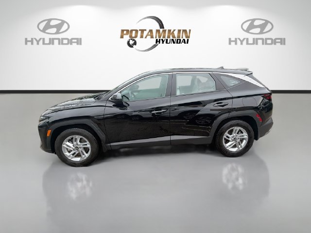 Used 2025 Hyundai Tucson SE FWD image 8
