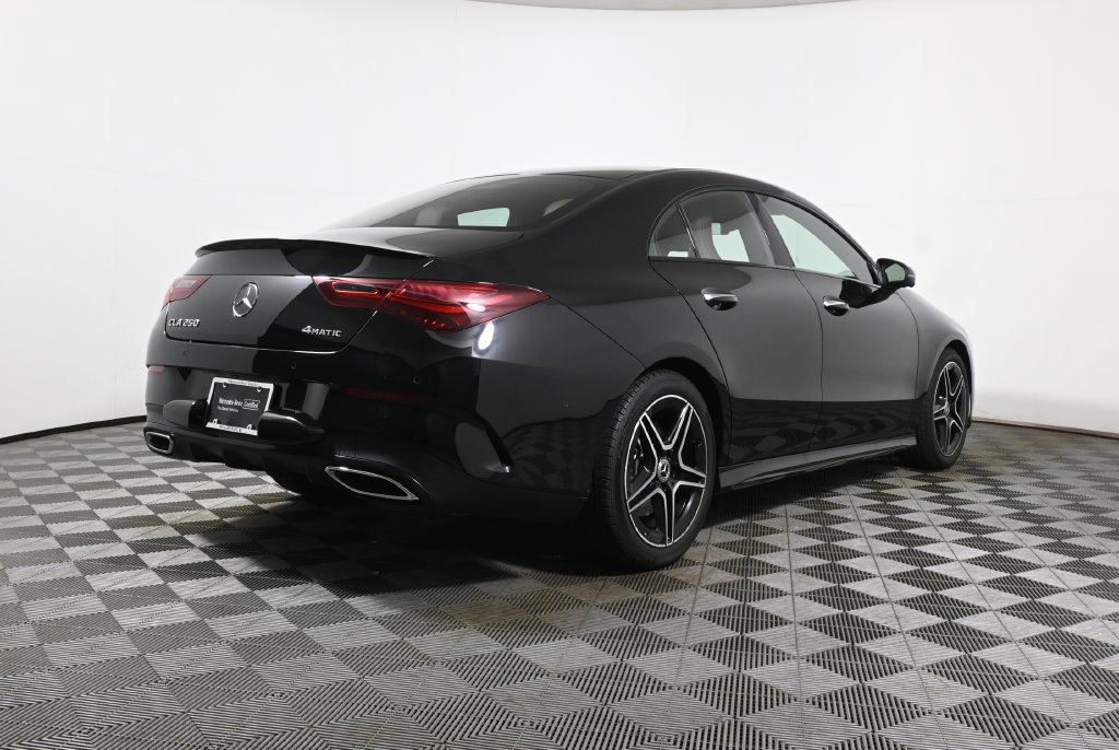 Used 2024 Mercedes-Benz CLA 250 4MATIC image 11