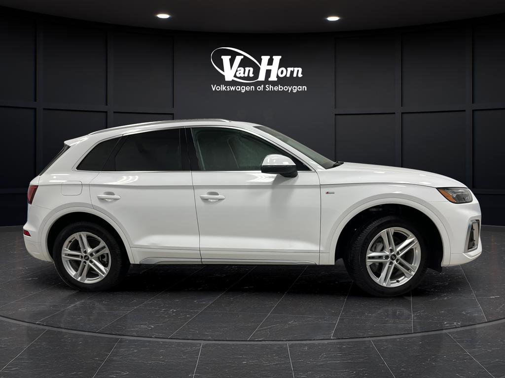Used 2022 Audi Q5 e Premium w/ Convenience Package AWD/4WD image 8