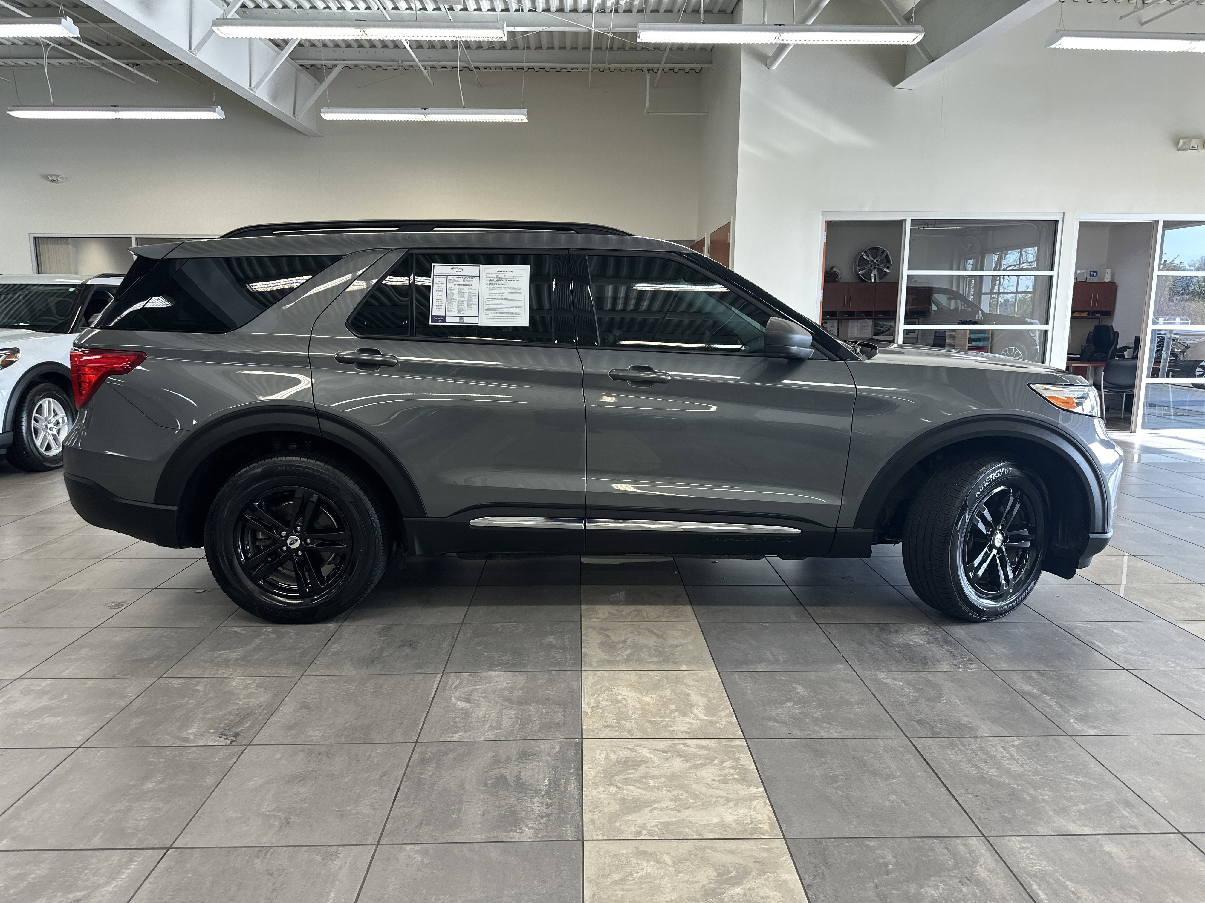 Used 2023 Ford Explorer XLT w/ Equipment Group 202A image 12