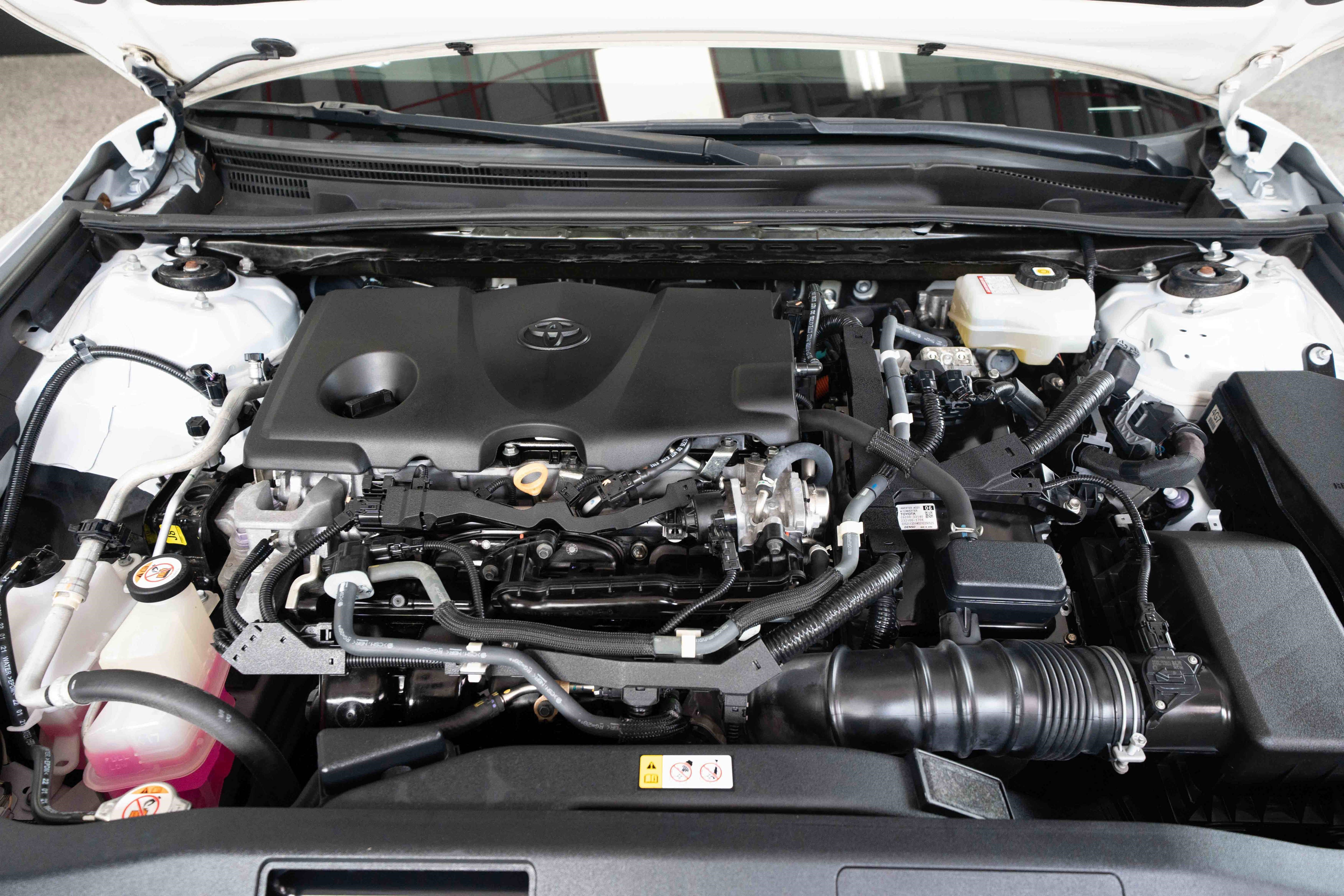 Used 2021 Toyota Camry LE FWD image 30