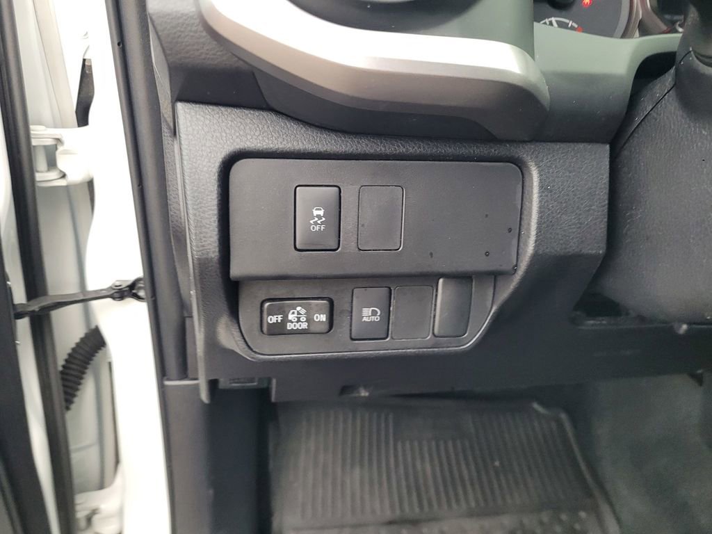 Used 2023 Toyota Tacoma SR5 image 25