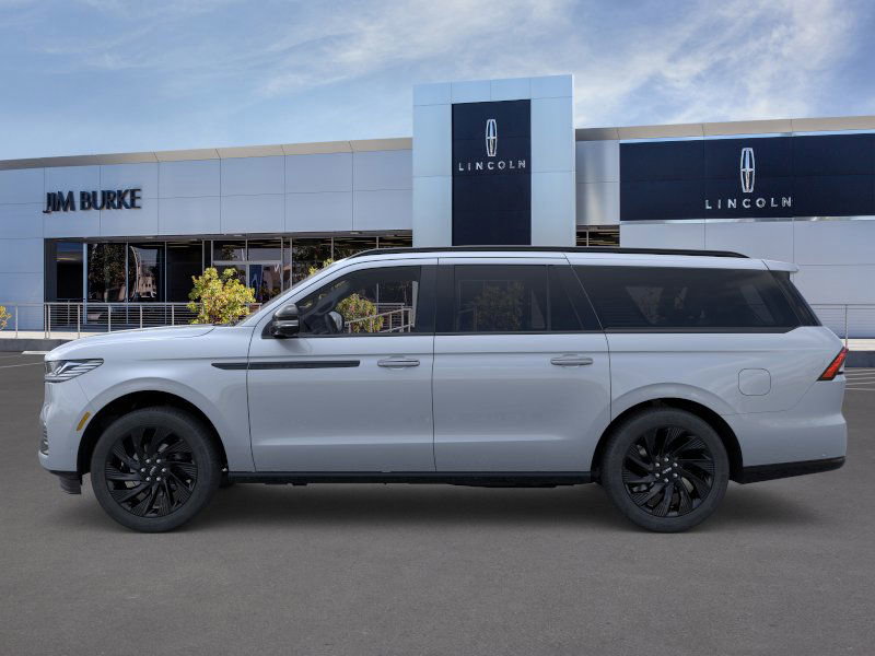 New 2026 Lincoln Navigator L Reserve w/ Jet Appearance Package video 2