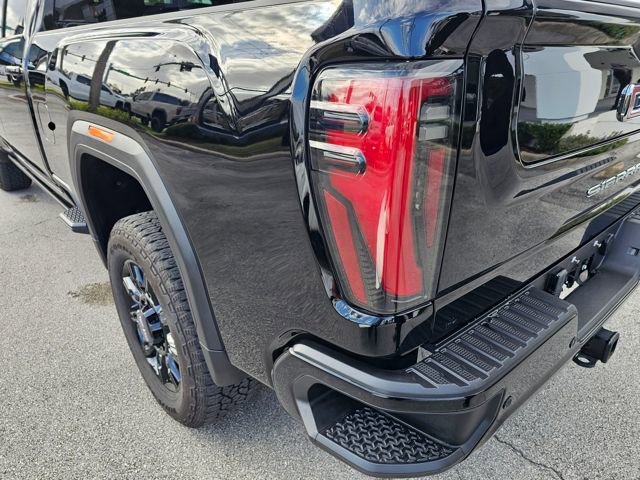 Used 2025 GMC Sierra 2500 AT4 w/ AT4 Premium Plus Package image 12