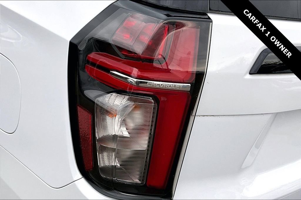 Used 2024 Chevrolet Suburban Z71 w/ Luxury Package AWD/4WD image 22