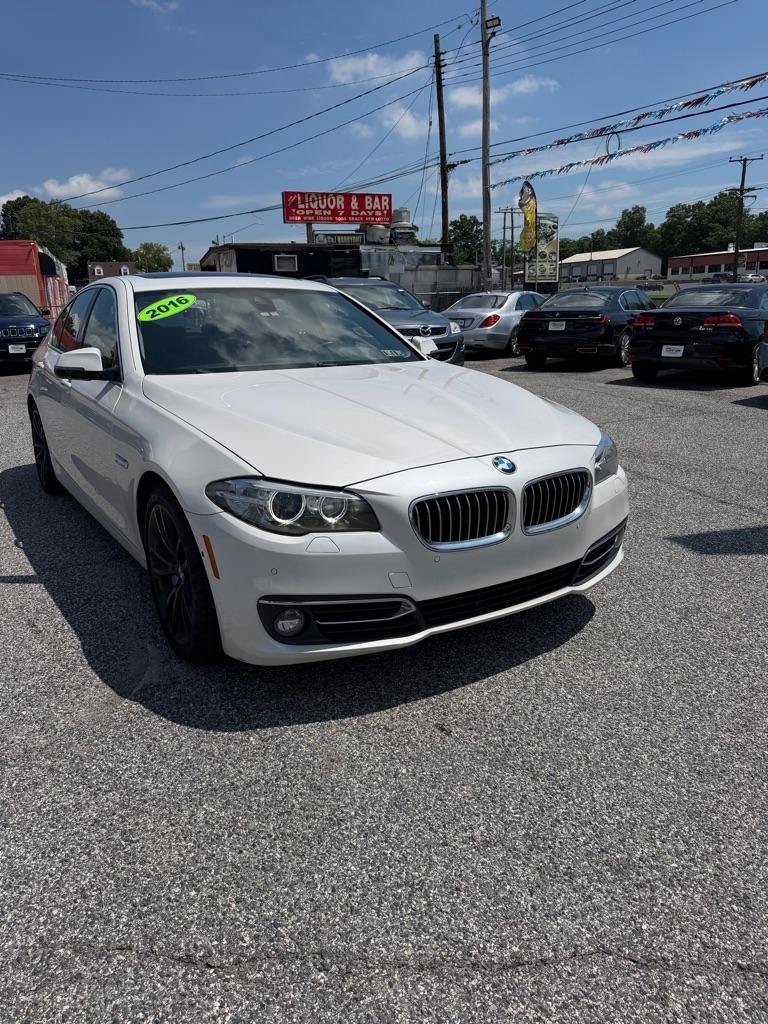 Used 2016 BMW 535i xDrive Sedan AWD/4WD image 4