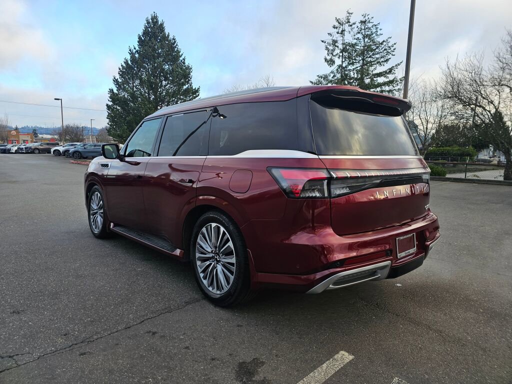 Used 2025 INFINITI QX80 Luxe AWD/4WD image 5
