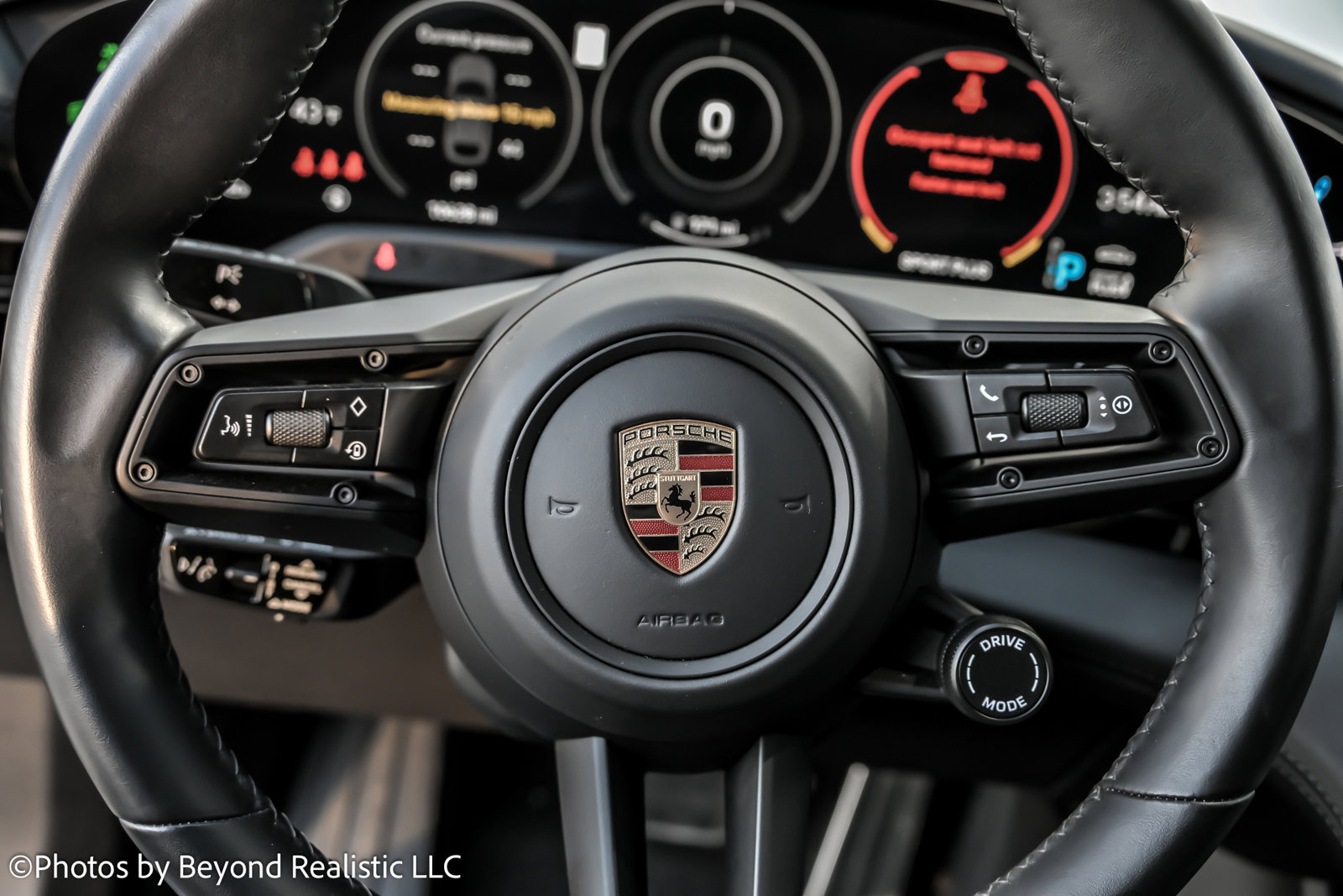 Used 2024 Porsche Taycan Turbo image 33