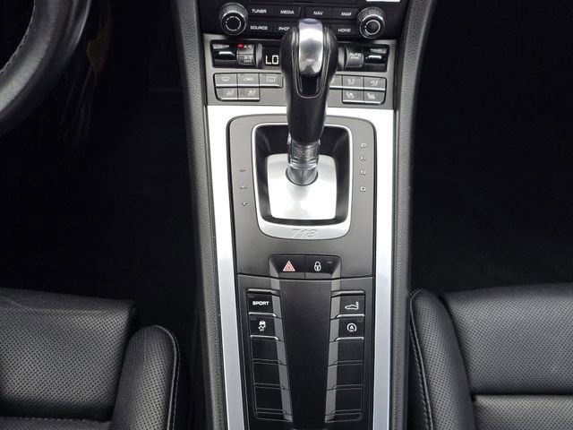 Used 2017 Porsche 718 Cayman Base image 22