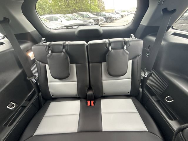 Used 2024 Ford Explorer XLT w/ Equipment Group 202A image 22