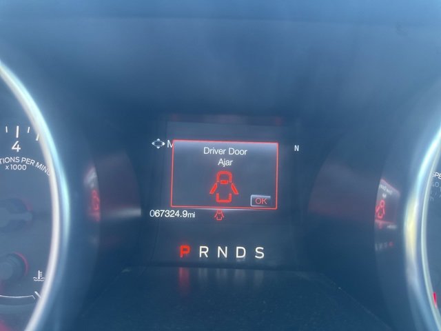 Used 2023 Ford Mustang Premium image 7