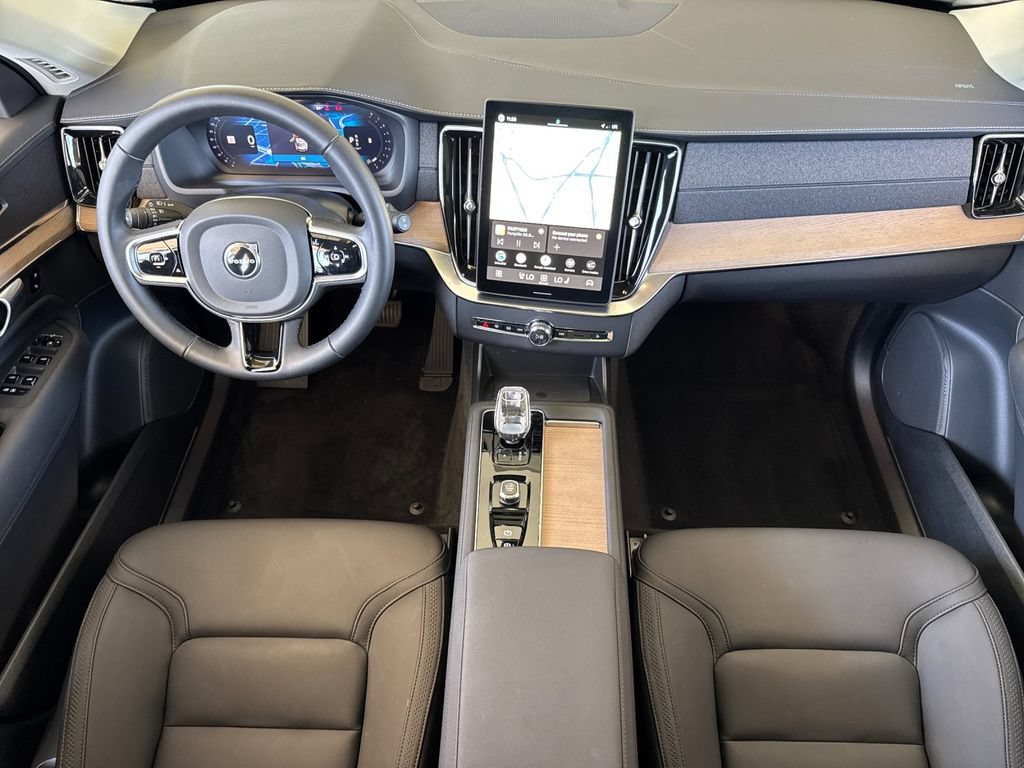 New 2026 Volvo XC90 B5 Core AWD/4WD image 12