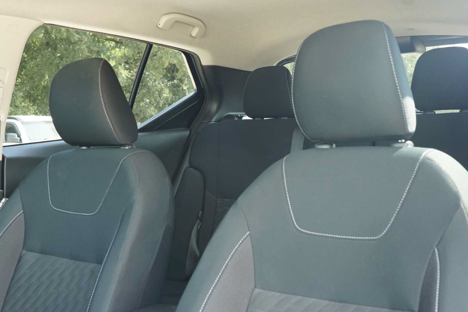 Used 2024 Nissan Kicks SV FWD image 10