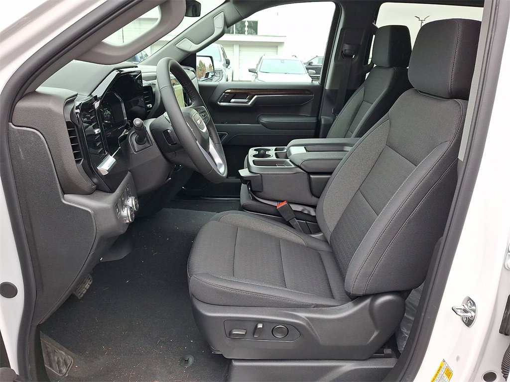 New 2026 GMC Sierra 1500 Elevation image 10