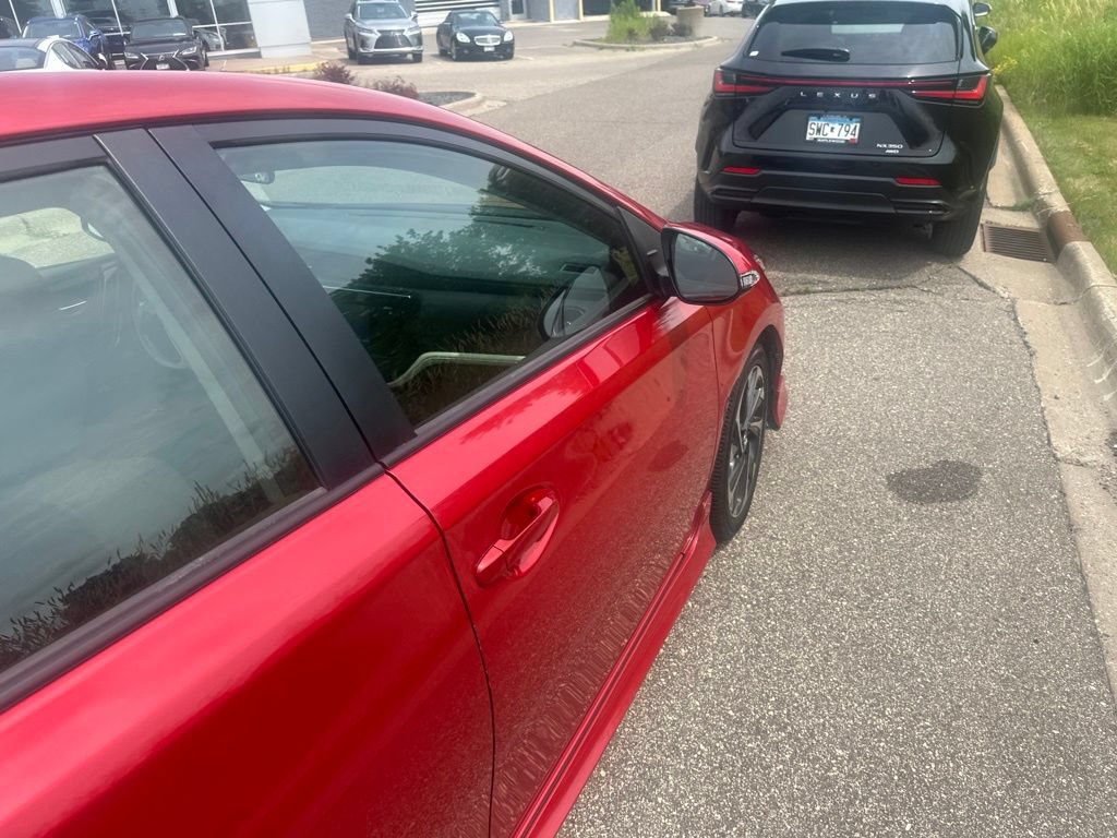 Used 2017 Toyota Corolla iM FWD image 19