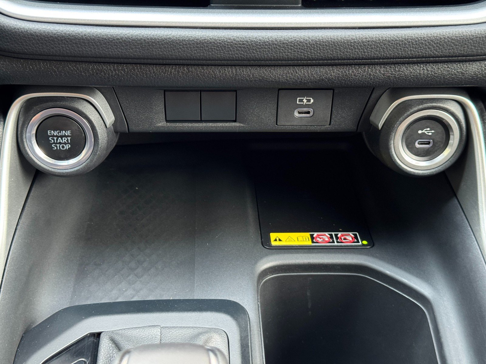Used 2024 Toyota Grand Highlander AWD image 28