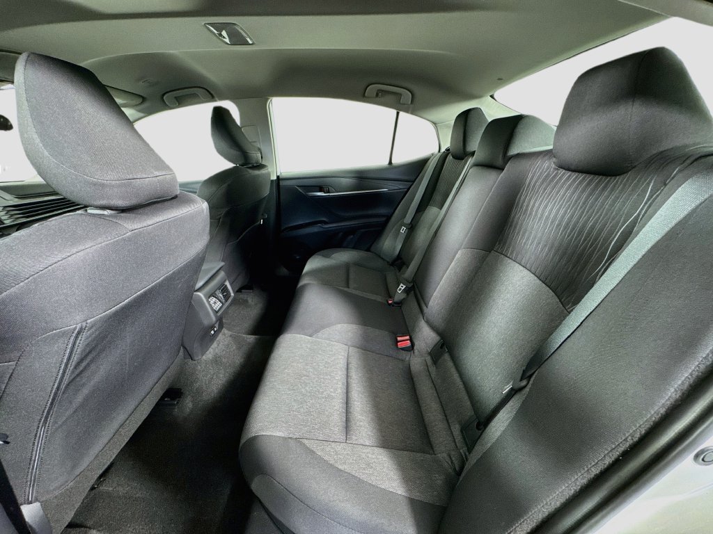 Used 2026 Toyota Camry LE FWD image 26