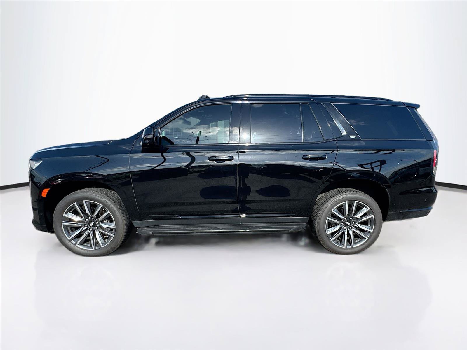 Used 2021 Cadillac Escalade Sport RWD image 2