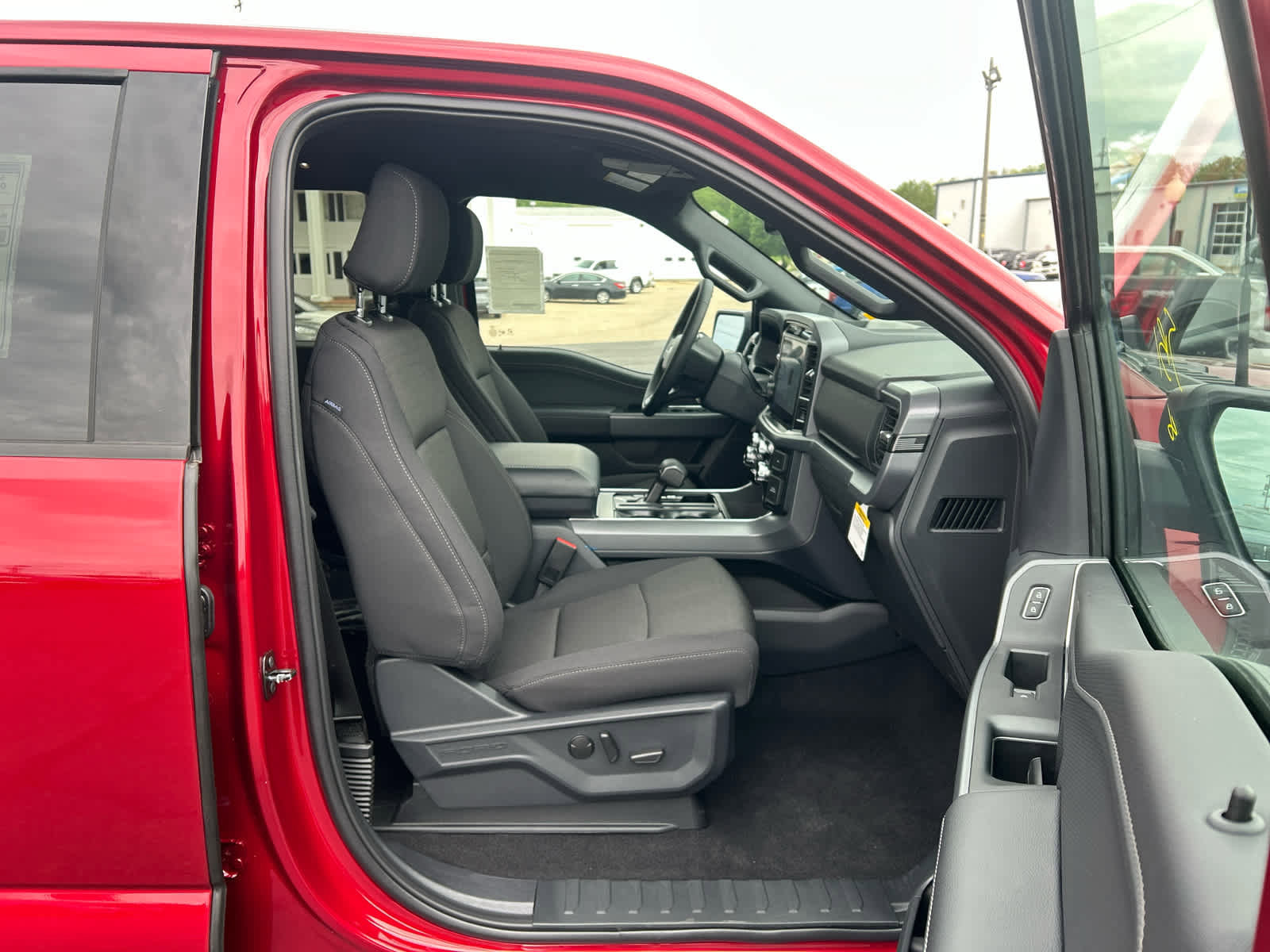 New 2026 Ford F150 XLT AWD/4WD image 16