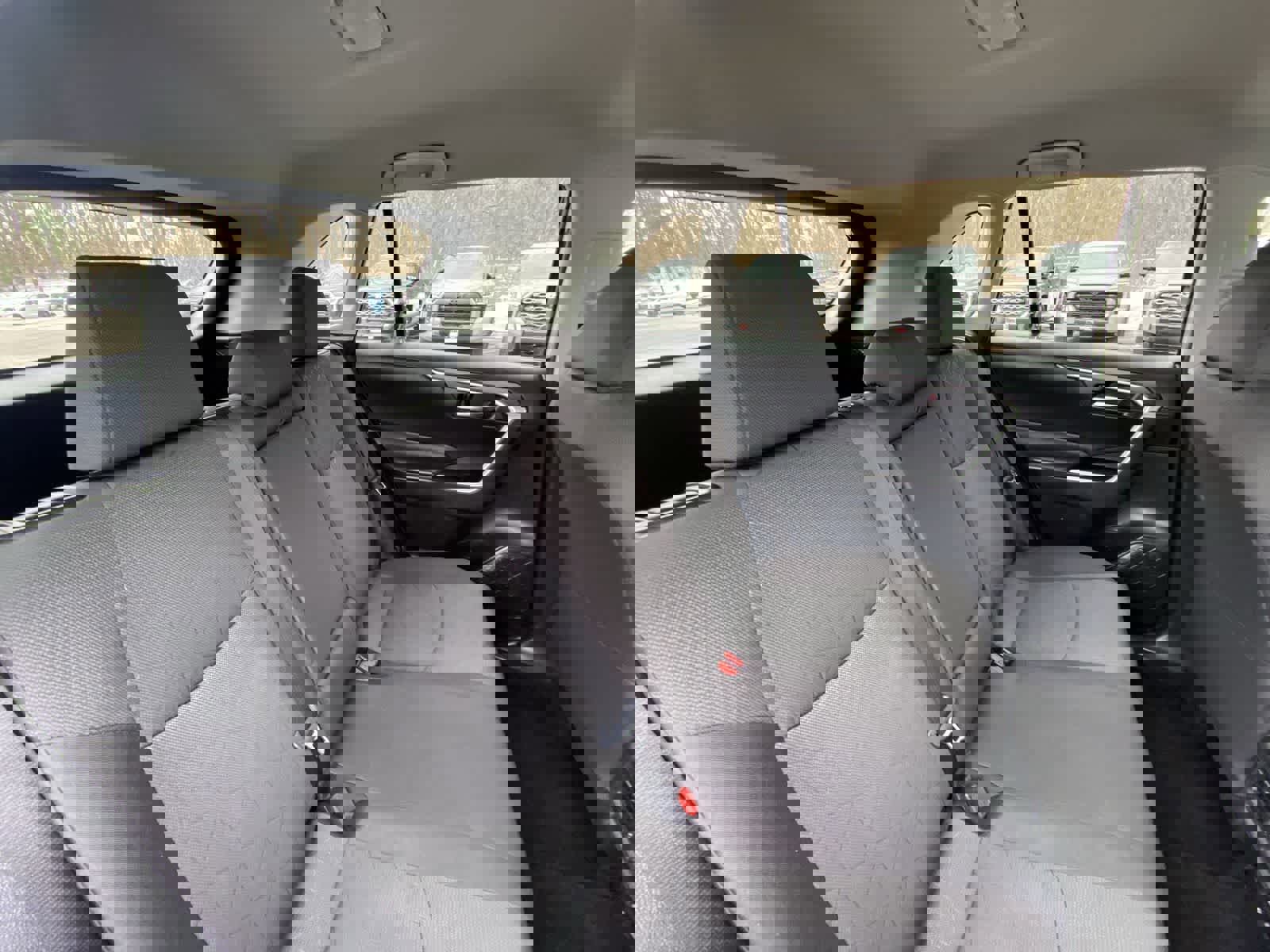 Used 2024 Toyota RAV4 XLE image 26