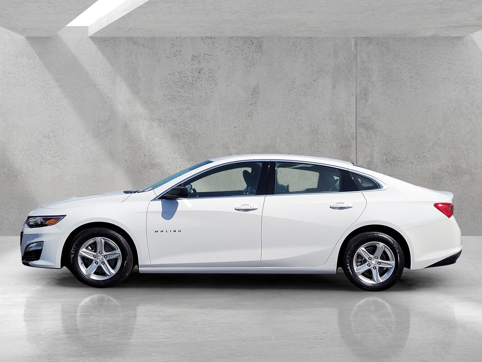 Used 2023 Chevrolet Malibu LS FWD image 7