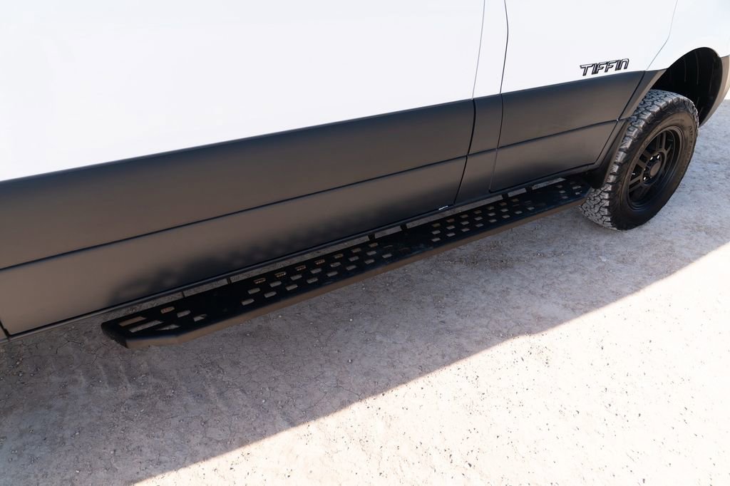 Used 2023 Mercedes-Benz Sprinter 2500 image 76