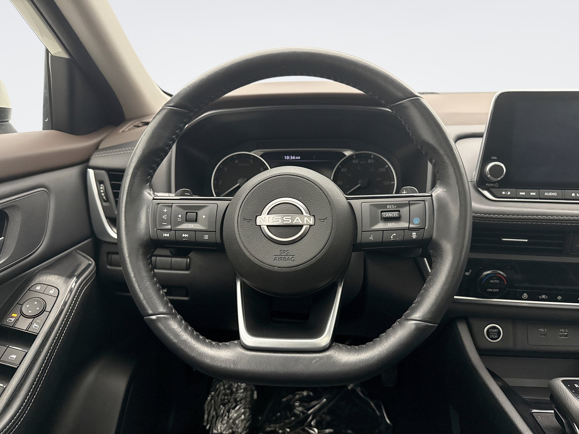 Used 2023 Nissan Rogue SV w/ SV Premium B Package AWD/4WD image 12