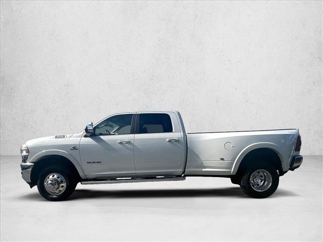 Used 2022 RAM 3500 Laramie AWD/4WD image 6