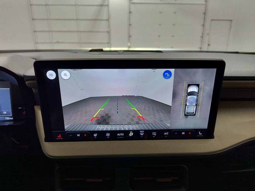 Used 2025 Ford Maverick Lariat w/ 4K Tow Package image 25