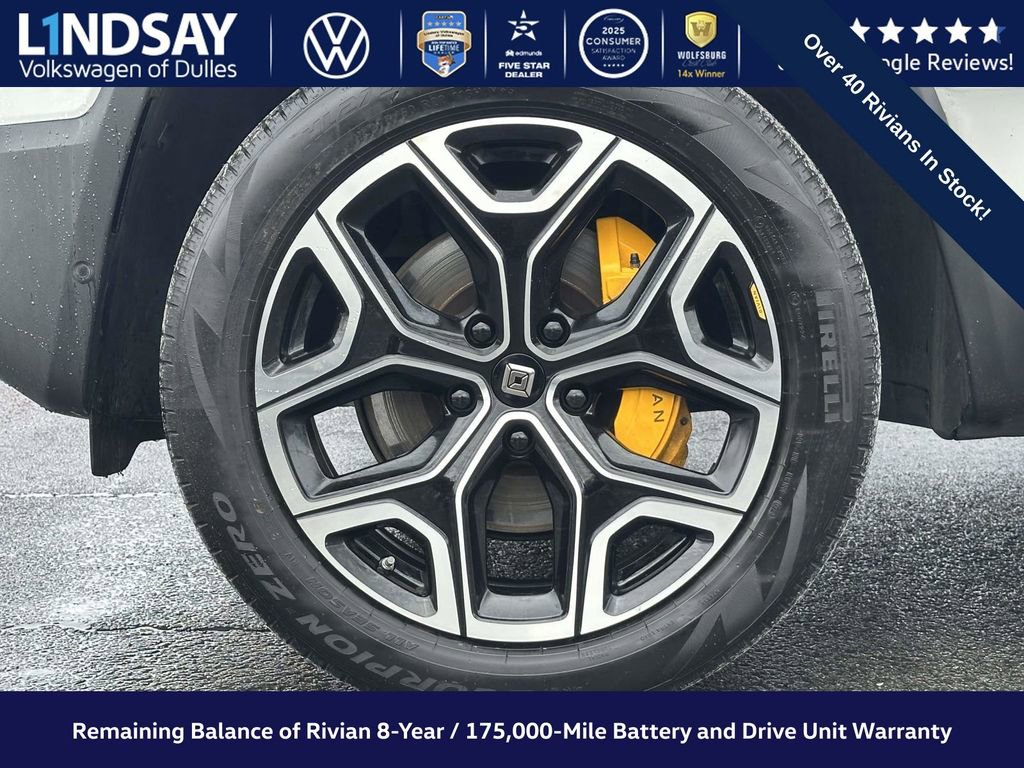 Used 2023 Rivian R1S Launch Edition image 3