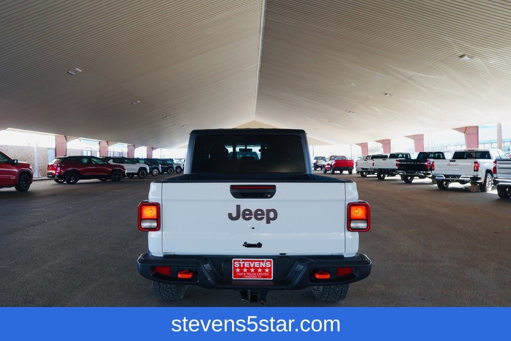 Used 2023 Jeep Gladiator Mojave w/ Cold Weather Group image 4