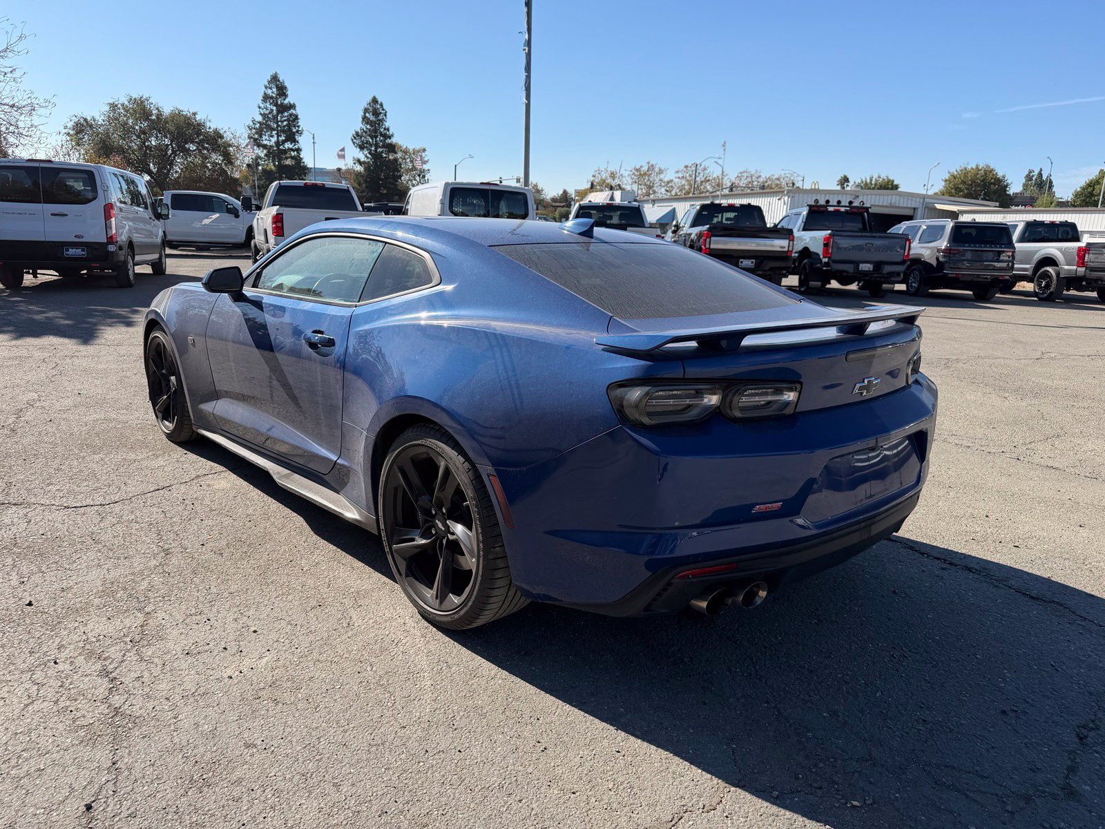 Used 2019 Chevrolet Camaro SS RWD image 3