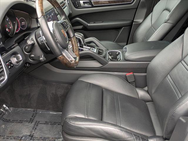 Used 2020 Porsche Cayenne S image 17