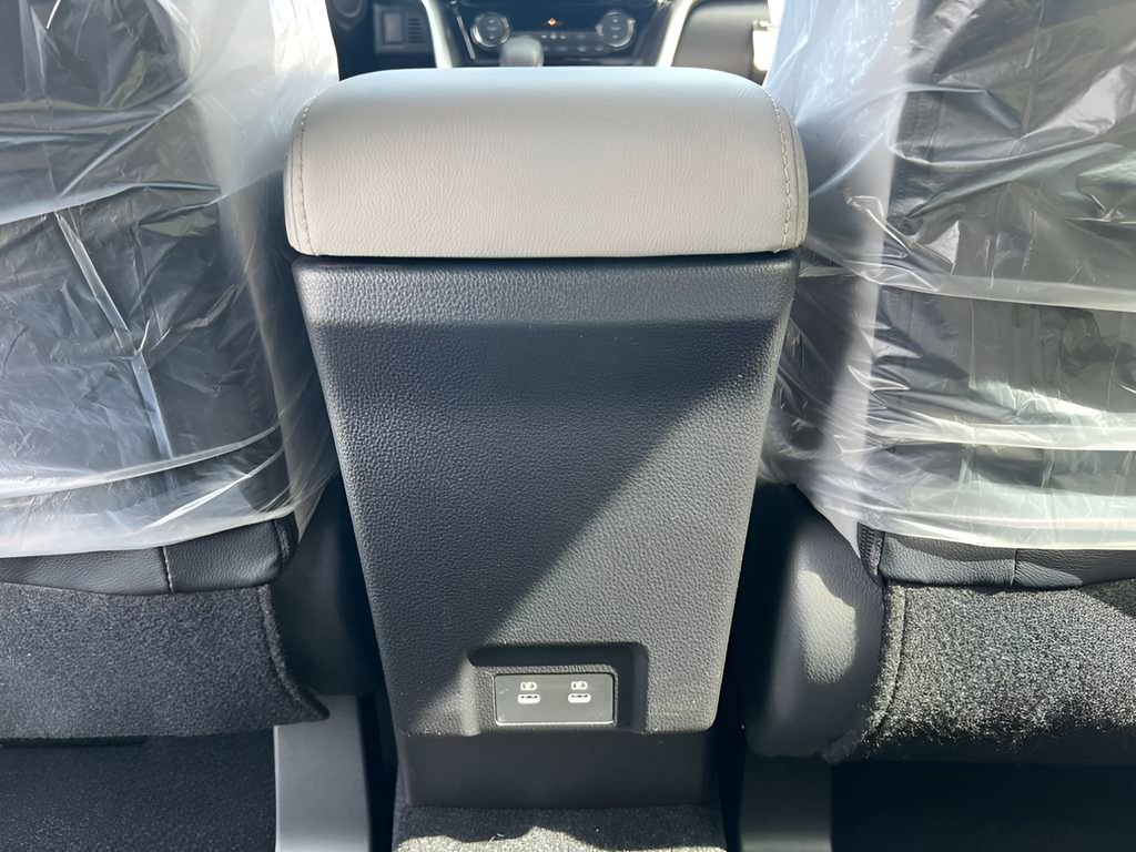 New 2026 Mitsubishi Eclipse Cross SEL AWD/4WD image 13