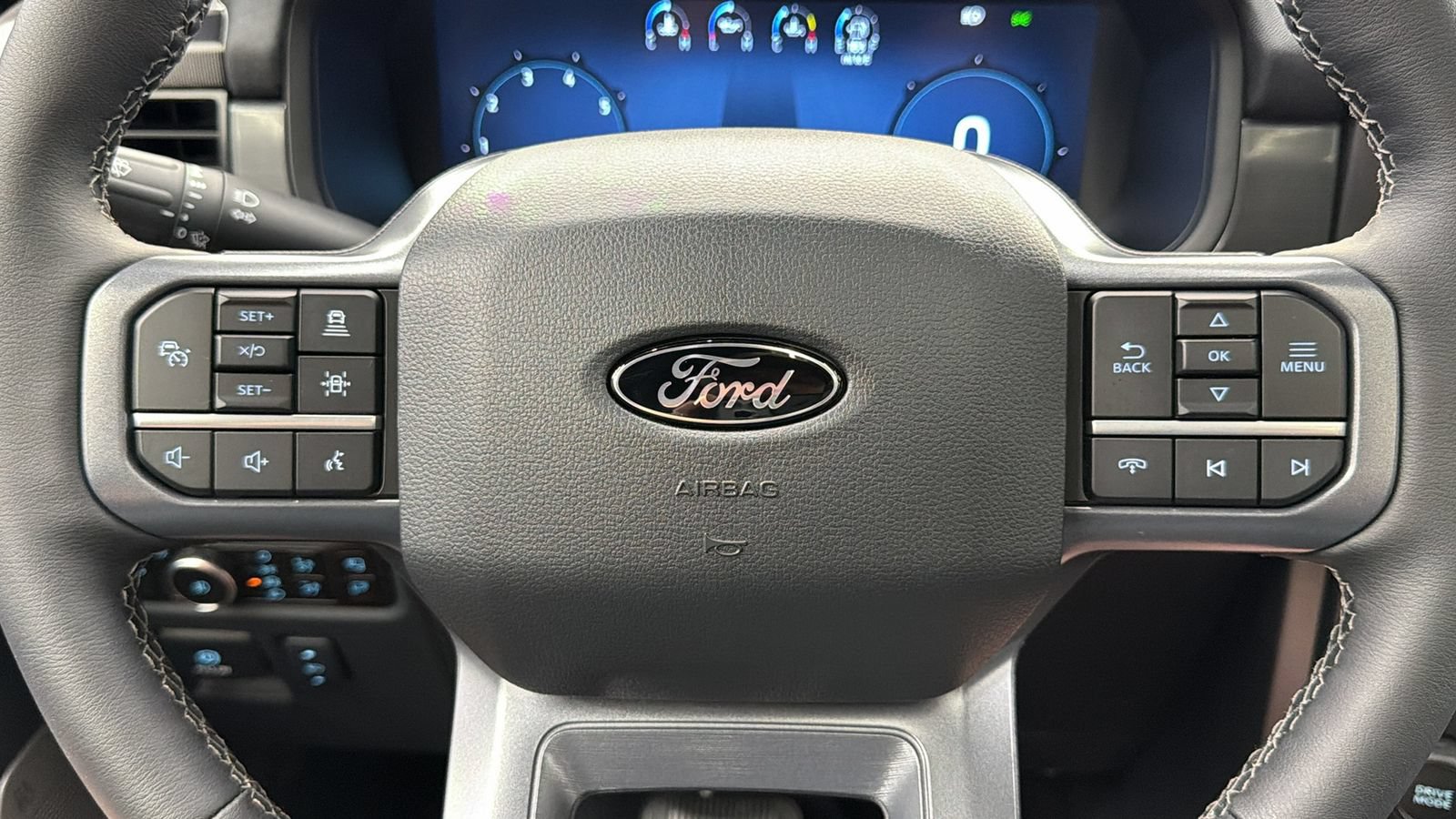 Used 2026 Ford F150 Lariat AWD/4WD image 27