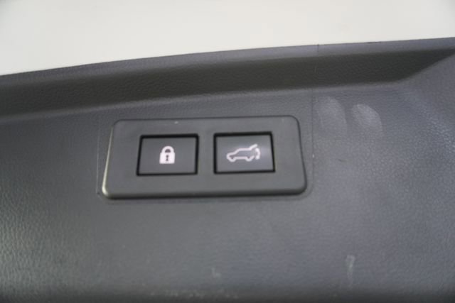 Used 2022 Subaru Outback Premium image 37