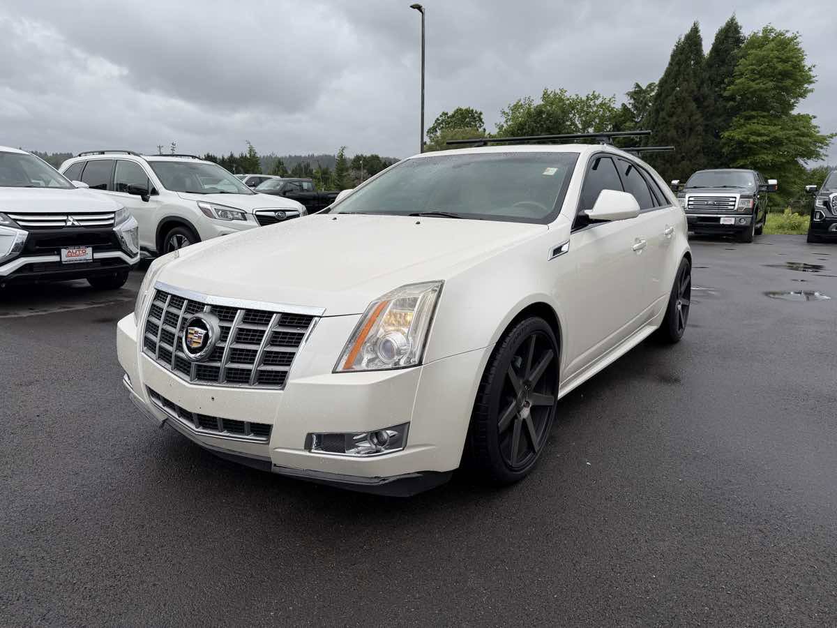 Used 2012 Cadillac CTS Premium RWD image 4