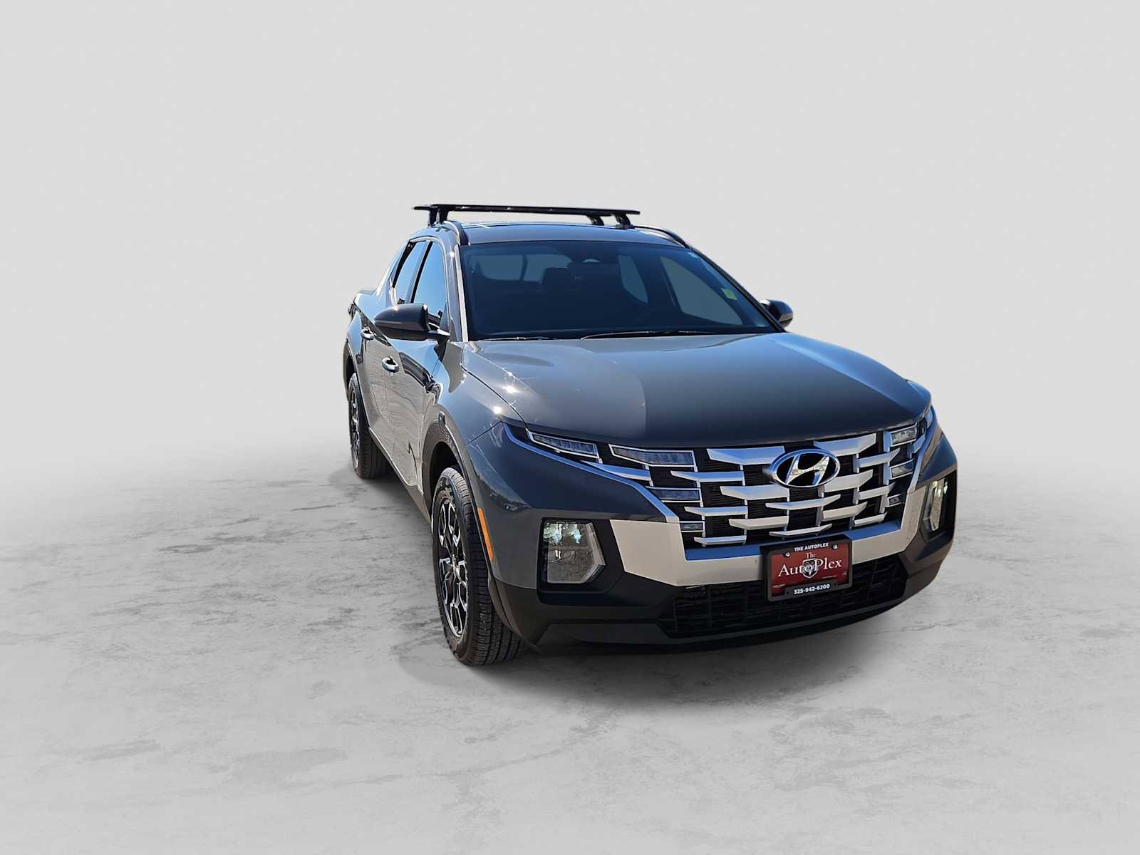 Used 2024 Hyundai Santa Cruz SEL w/ Activity Package image 2