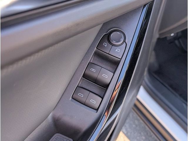 New 2026 Chevrolet Equinox LT w/ Convenience Package II image 15