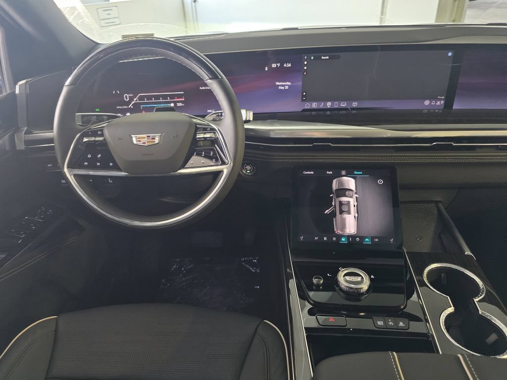 New 2026 Cadillac Escalade ESV Luxury w/ Touring Package AWD/4WD image 9