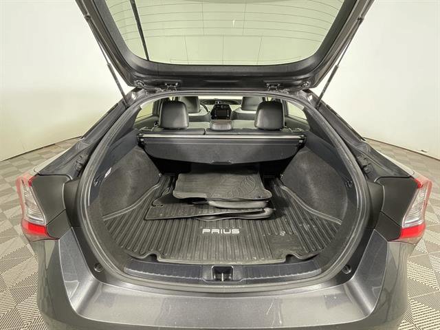 Used 2020 Toyota Prius XLE w/ Advanced Technology Package image 29